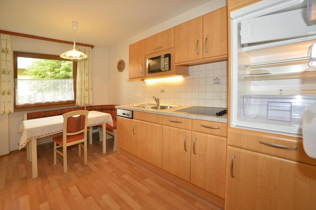Fernblick Appartement Leutasch Buitenkant foto